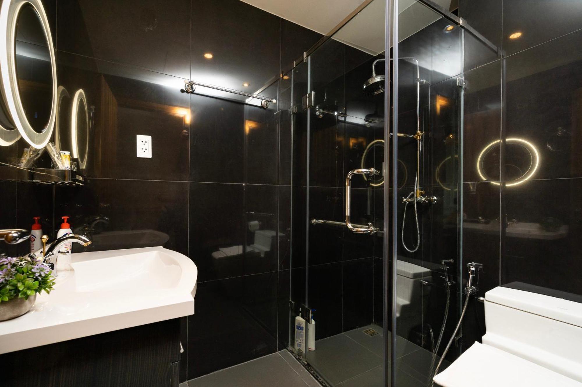 Leman Luxury Apartments 2Br 3Br For Rent In Central Ho Si Minh-város Kültér fotó